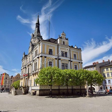 Apartament Artystyczny W Rynku. Lądek-Zdrój Buitenkant foto