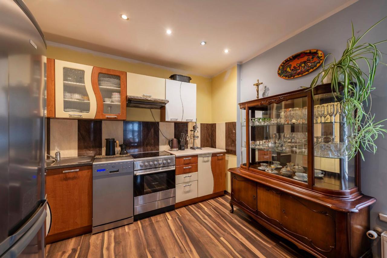 Apartament Artystyczny W Rynku. Lądek-Zdrój Buitenkant foto